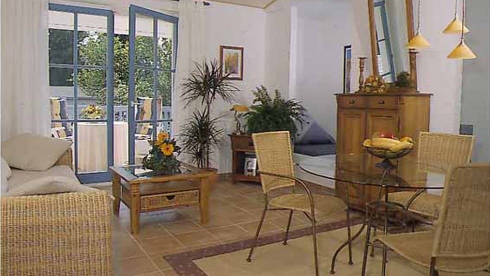 Wohnzimmer in der Ferienwohnung Schmidt, &copy; Familie Schmidt
