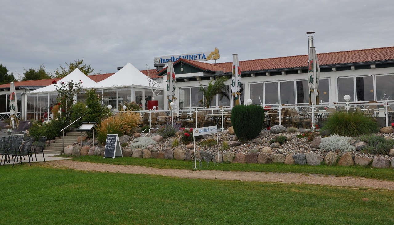 Der Inselhof von der Achterwasserseite, &copy; TMV/Fischer