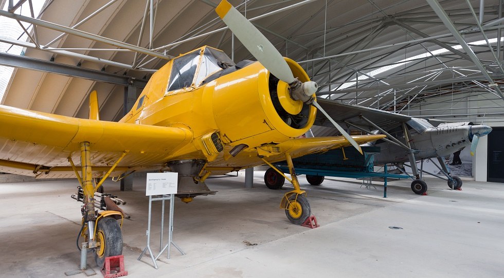 Flugzeughalle 2 // &copy; Dieter Graf