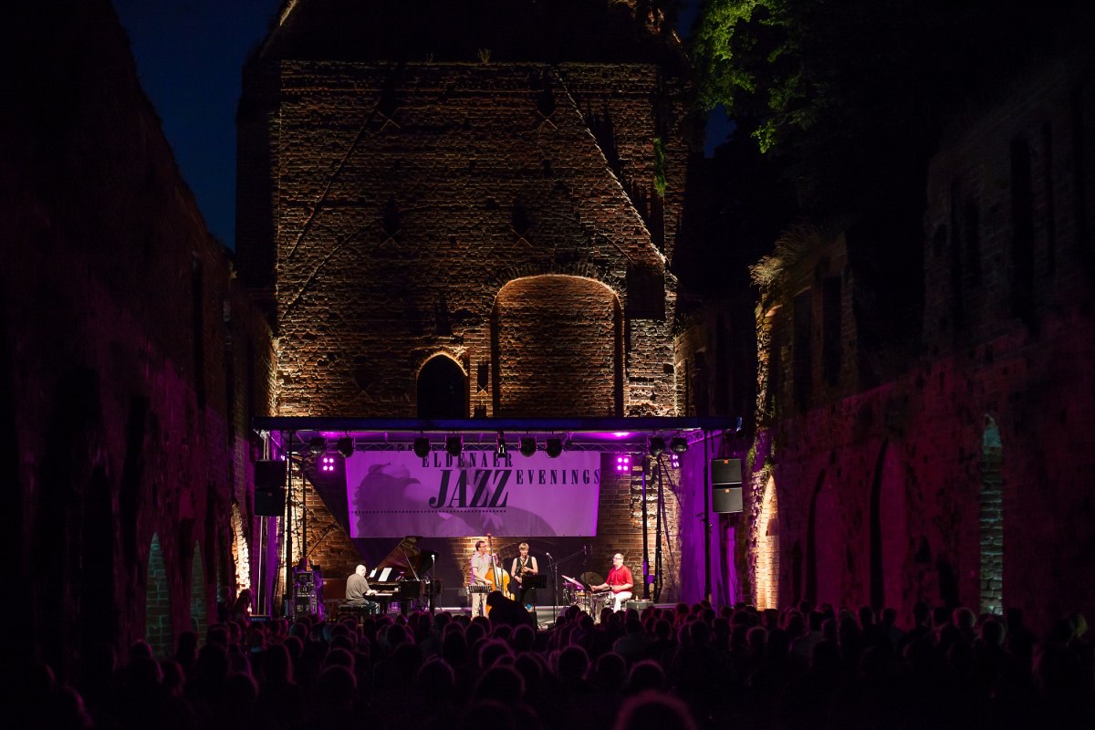 Die Gruppe Eberhard / Gumpert / Roder / Griener bei den Eldenaer-Jazz-Evenings 2015 // © Amt für Bildung, Kultur & Sport Greifswald / (c) Philipp Schroeder (Lensescape.org) Die Gruppe Eberhard / Gumpert / Roder / Griener bei den Eldenaer-Jazz-Evenings 2015 // © Amt für Bildung, Kultur & Sport Greifswald / (c) Philipp Schroeder (Lensescape.org)