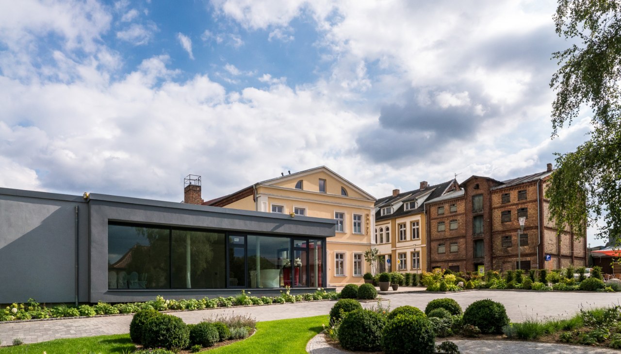 Welkom in Hotel Mecklenburger Hof!, &copy; Hotel und Pension in der Nudeloper