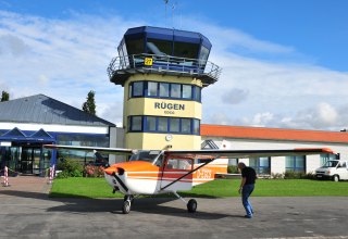 Flugplatz G&uuml;ttin // &copy; Tourismuszentrale R&uuml;gen