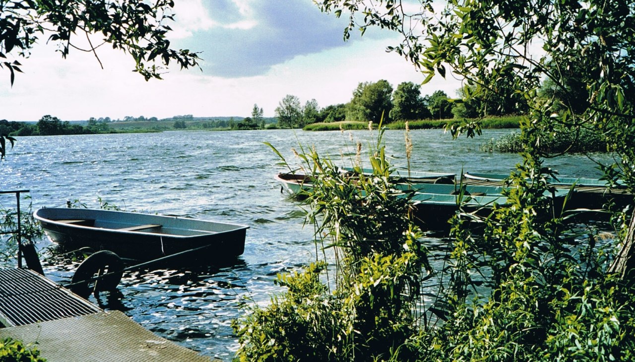 Der Gro&szlig;e See ist zum Baden, Angeln und f&uuml;r eine Ruderpartie bestens geeignet, &copy; Tourismusverein F&uuml;rstenwerder