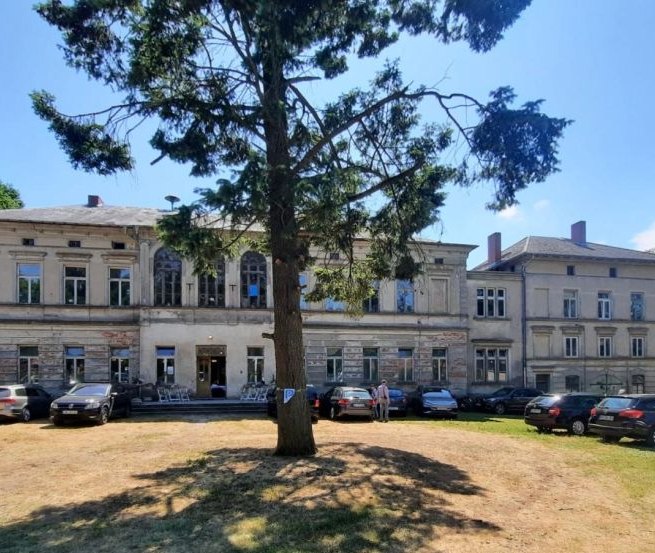 &copy; herrenhaus Schoenhof