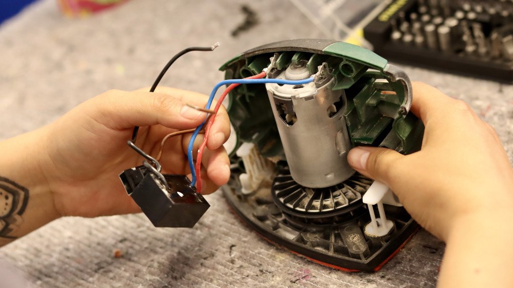 ReparaturCafé Waren, © Anstiftung/ Anuscheh Amir Khalil ReparaturCafé Waren, © Anstiftung/ Anuscheh Amir Khalil