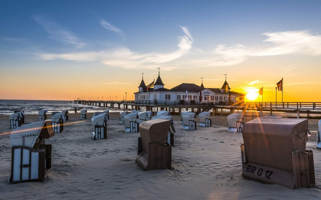 Zonsopgang op de pier bij de kustplaats Ahlbeck // &copy; TMV/Bleyer