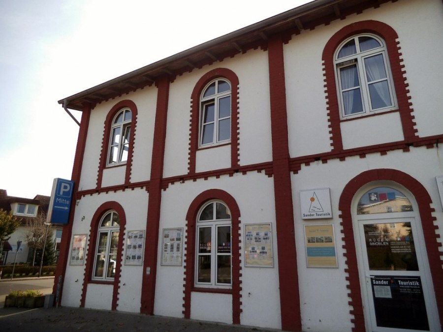 Ehemaliges Geb&auml;ude des 1. Elektrizit&auml;tswerkes in Binz., &copy; Tourismuszentrale R&uuml;gen