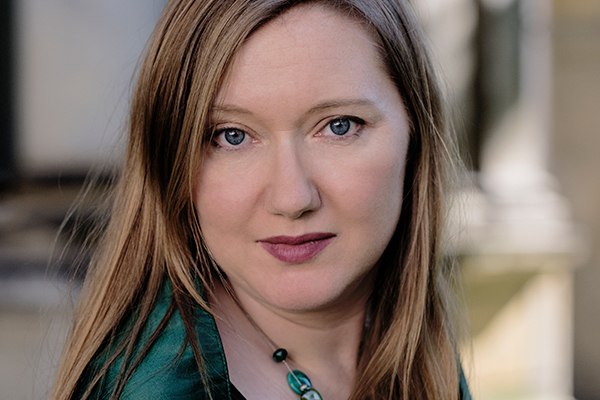 privat, &copy; privat