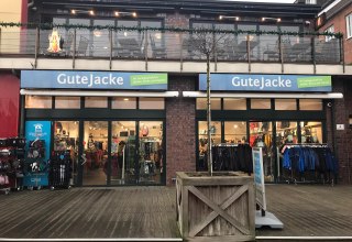 Frontansicht des Geschäfts, © Gisela Roppelt Frontansicht des Geschäfts, © Gisela Roppelt