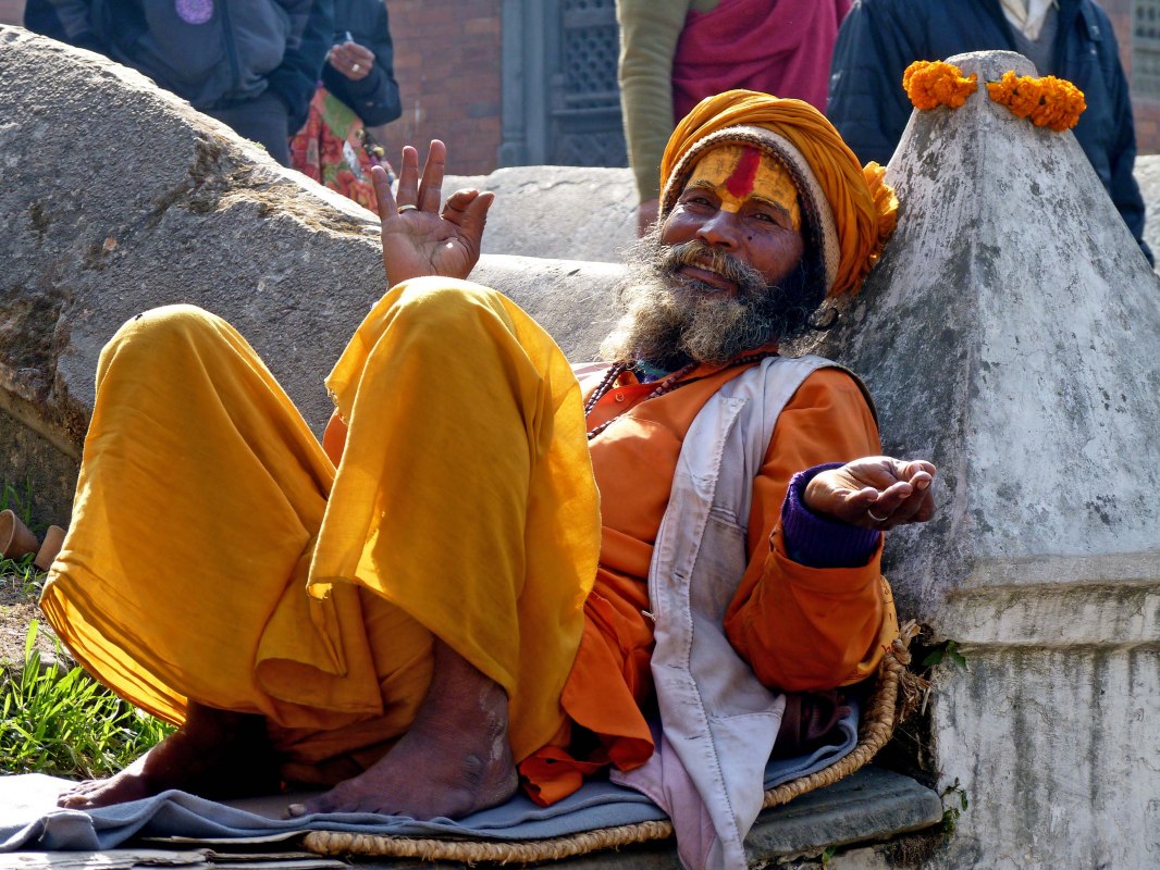 Ein Sadhu ist ein hinduistischer Wander- und Bettelm&ouml;nch, der sich bewusst vom gew&ouml;hnlichen Leben zur&uuml;ckzieht und sich der Meditation und dem Gebet widmet. // &copy; Dr. R&uuml;diger Wenzel