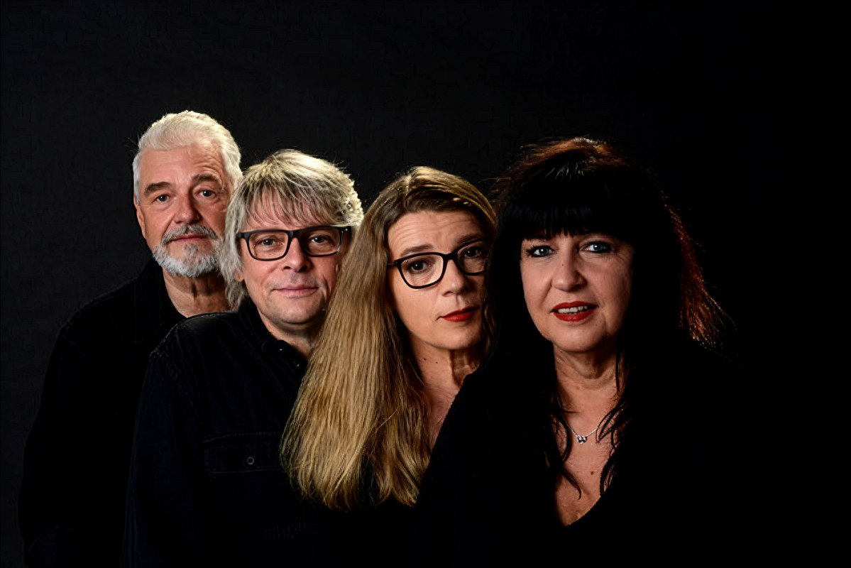 Still Friends – Coverband aus Berlin // © Still Friends (bereitgestellt) Still Friends – Coverband aus Berlin // © Still Friends (bereitgestellt)