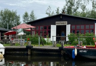 Leckeres Tartelette mit frischen Früchten, © Gina Schulenberg Leckeres Tartelette mit frischen Früchten, © Gina Schulenberg