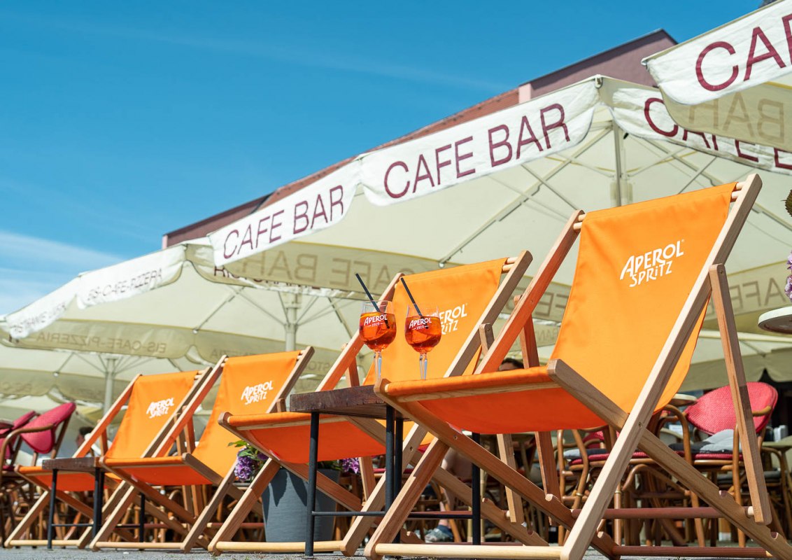 &copy; Venezia Waren