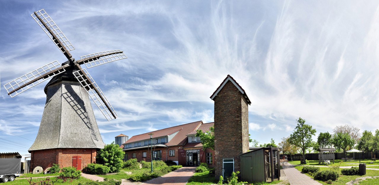 Het historische monumentale ensemble van de M&uuml;hlenhof // &copy; HSF