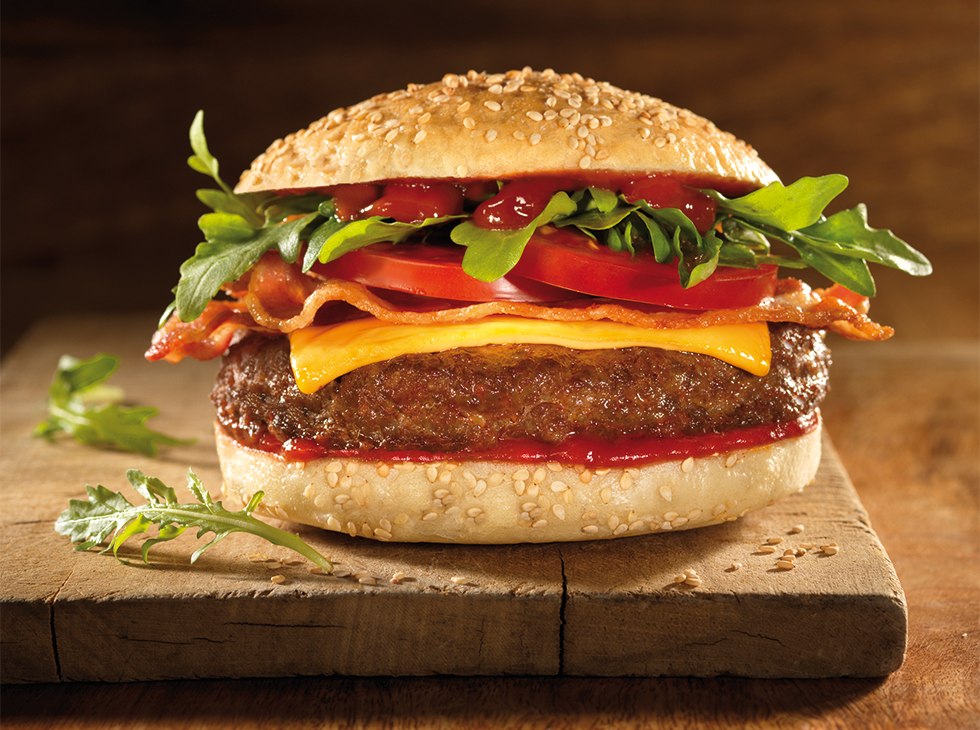 LandWert Hof Food – Liebe zwischen zwei Brötchenhälften – Unser LandWert Burger, © WortBildTon Werbeagentur Kiel . www.wortbildton.de LandWert Hof Food – Liebe zwischen zwei Brötchenhälften – Unser LandWert Burger, © WortBildTon Werbeagentur Kiel . www.wortbildton.de