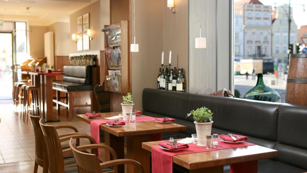 Gastraum Weinwirtschaft, © Weinwirtschaft Rostock Gastraum Weinwirtschaft, © Weinwirtschaft Rostock