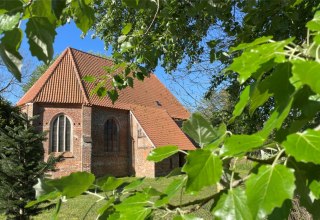 Wallfahrtskirche St. Ewald Bodstedt // © Südliche Boddenküste Wallfahrtskirche St. Ewald Bodstedt // © Südliche Boddenküste