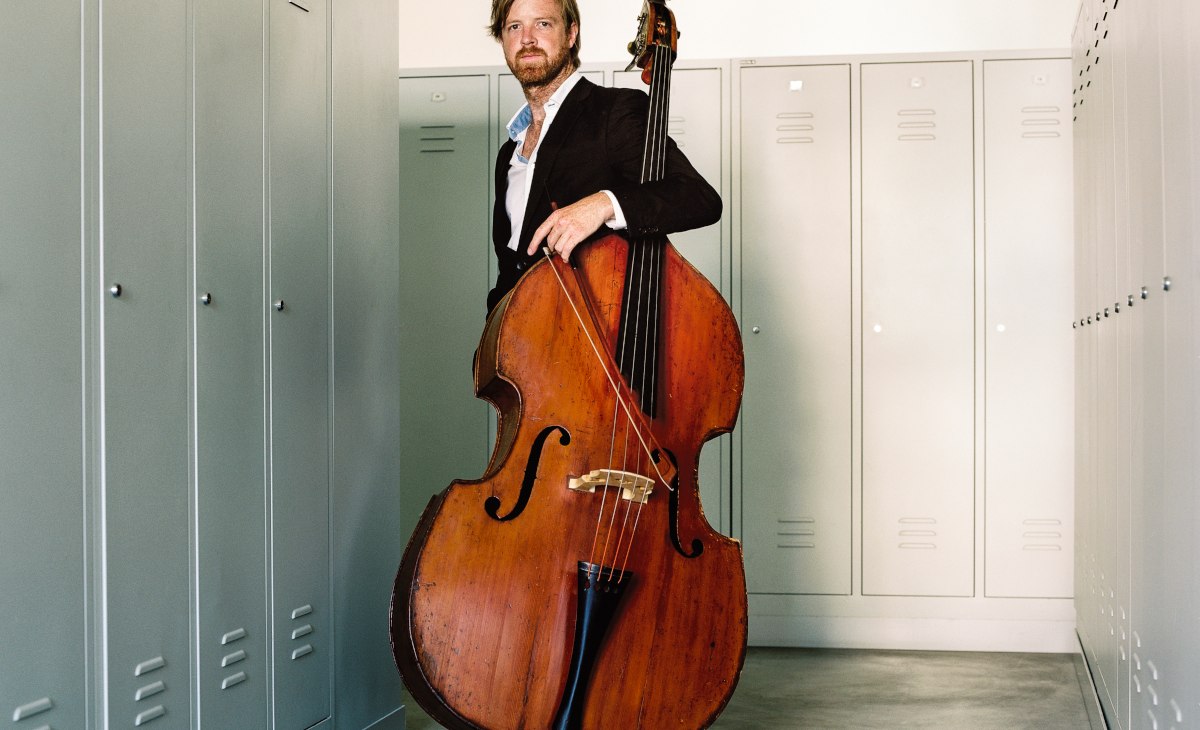 Matthew McDonald, &copy; Emile Holba