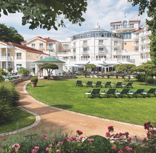 &copy; vision-photos