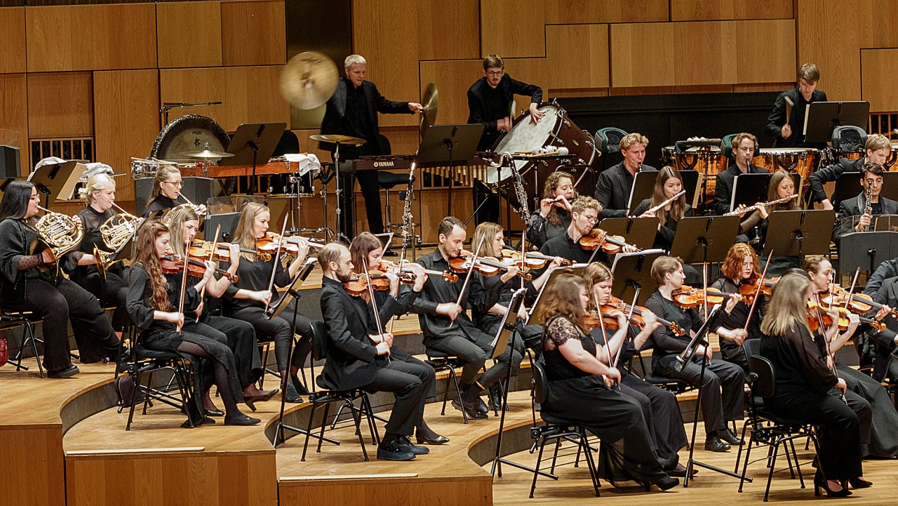 &copy; Leif Johansson