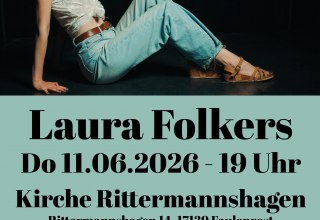 Laura Folkers kommt nach Rittermannshagen in die Dorfkirche. // &copy; artists MV