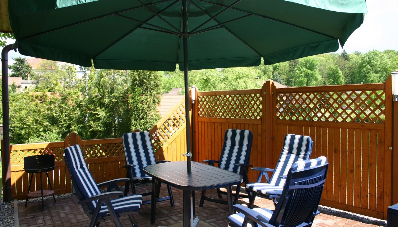 Terrasse mit Sitzgruppe, &copy; Peter Klinger