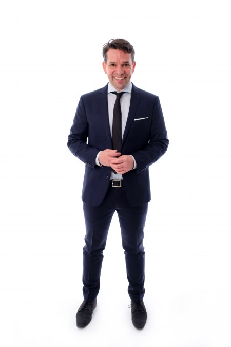 Moderator Juri Tetzlaff., &copy; TOG (Foto: Johanna Gemenetzi)