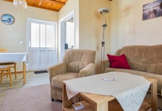 Lichte en vriendelijke woonkamers, met tv. // © Fam. Schurat Lichte en vriendelijke woonkamers, met tv. // © Fam. Schurat