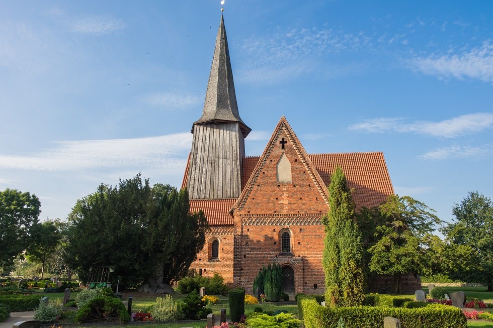 die S&uuml;dseite der Kirche // &copy; Frank Burger