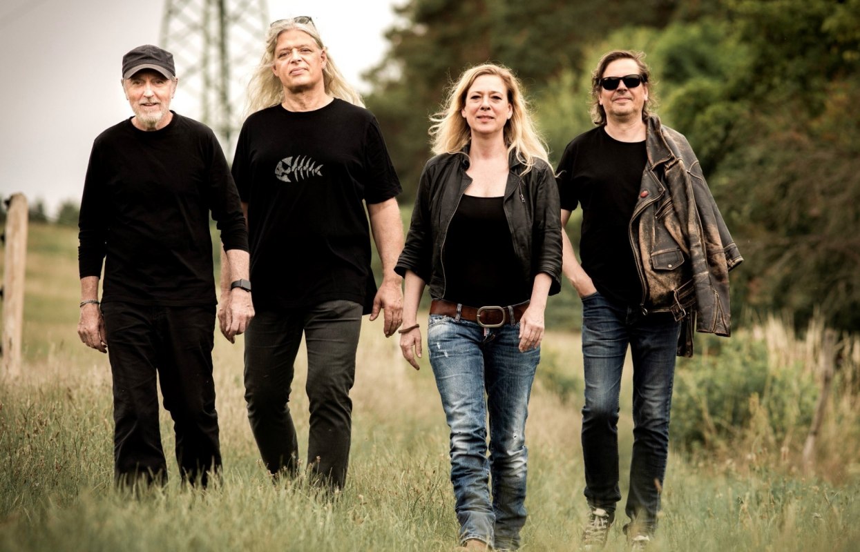 Sweet Confusion & Steffi Breiting