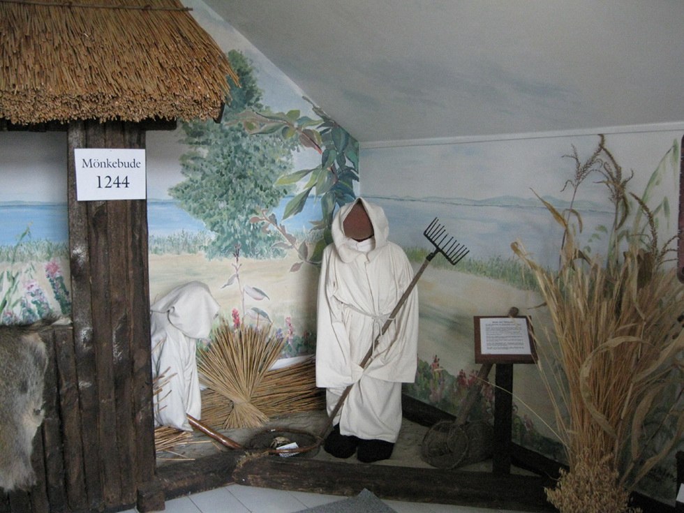 Uit het leven van de vissers en monniken in M&ouml;nkebude // &copy; TVV-Angelika Michaelis