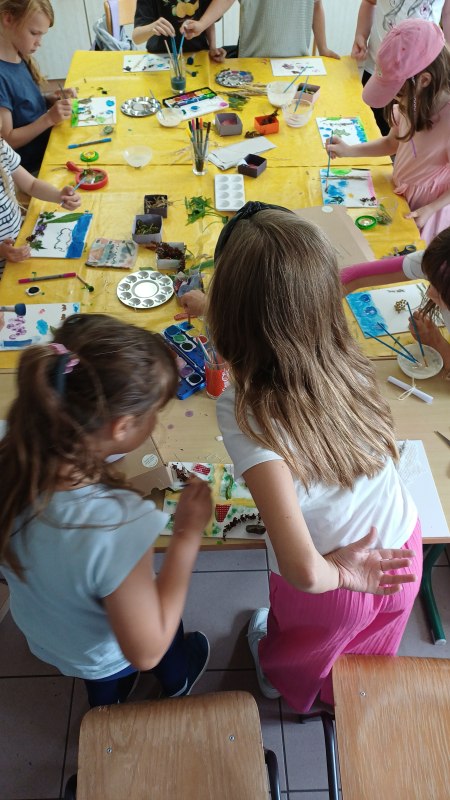 MINT-Kreativ im Jugendhaus in Röbel 2025 // © Bildungswerk der Wirtschaft M-V e.V. MINT-Kreativ im Jugendhaus in Röbel 2025 // © Bildungswerk der Wirtschaft M-V e.V.