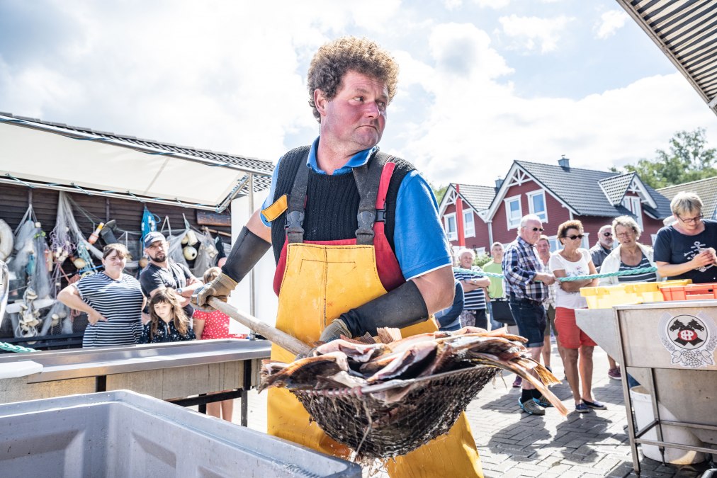 Fischer Koldewitz im Hafen von Gager, © Lars Wehrmann