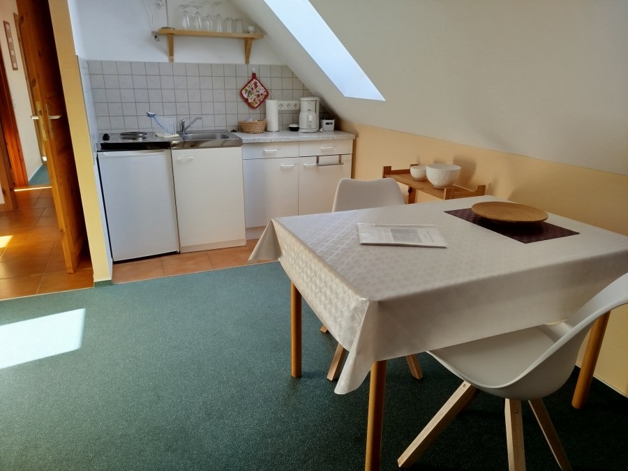 2 Essecke mit Minik&uuml;che, &copy; Andrea Schulze