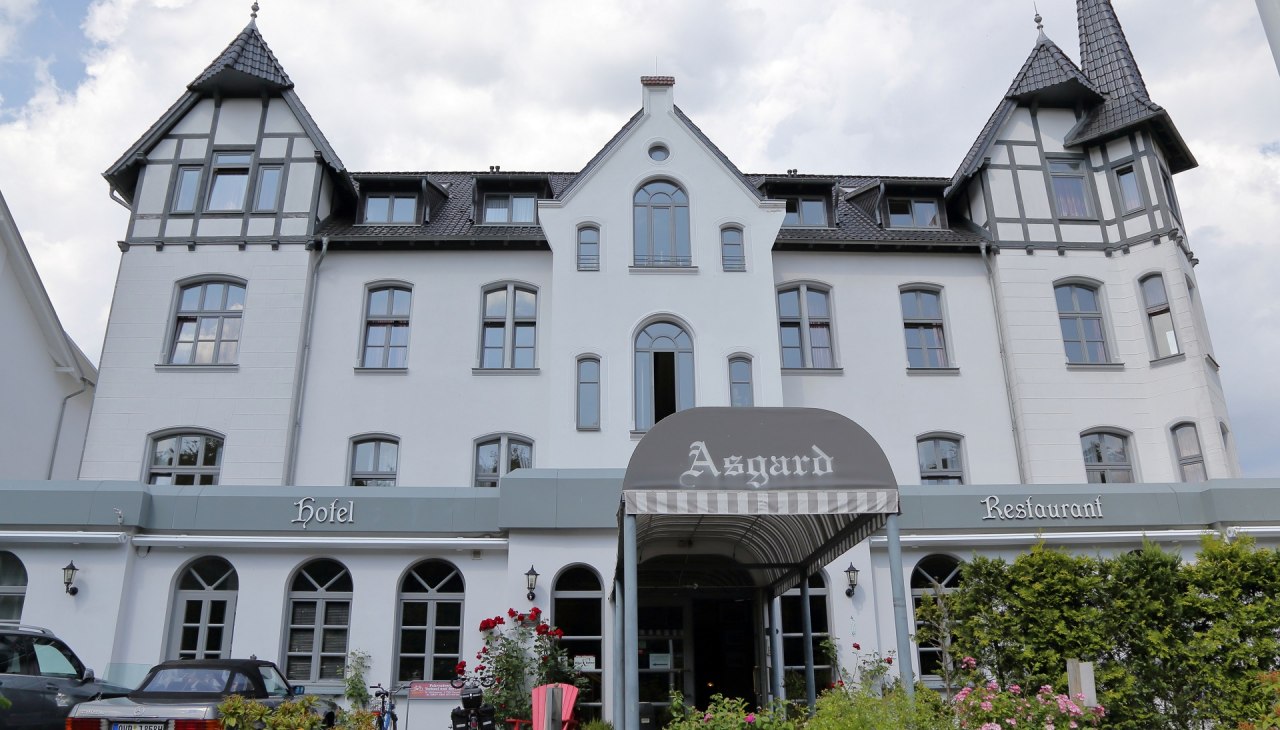 Hotel Asgard Straßenseite, © Asgard Hotels