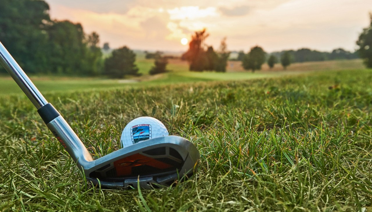 2 x 18 + 1 x 9 = gelebte Freude am Golfspiel, © Hotel Balmer See GmbH 2 x 18 + 1 x 9 = gelebte Freude am Golfspiel, © Hotel Balmer See GmbH