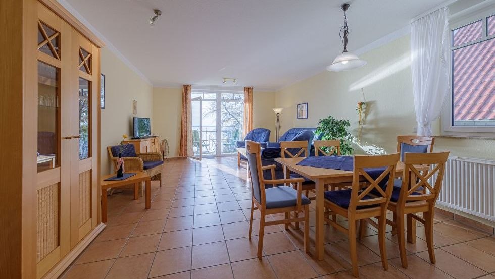 Blick in die Ferienwohnung Seerose am K&ouml;lpinsee // &copy; Andre Pretzel