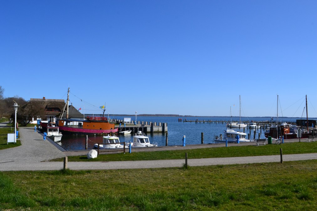 Hafen Kloster M&auml;rz 2020, &copy; Hiddenseer Hafen- und Kurbetrieb