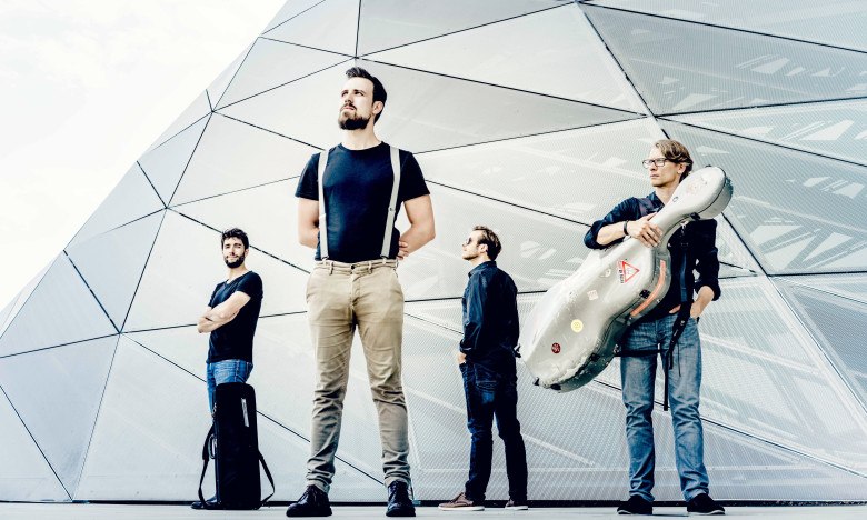 &copy; &copy; Andrej Grilc