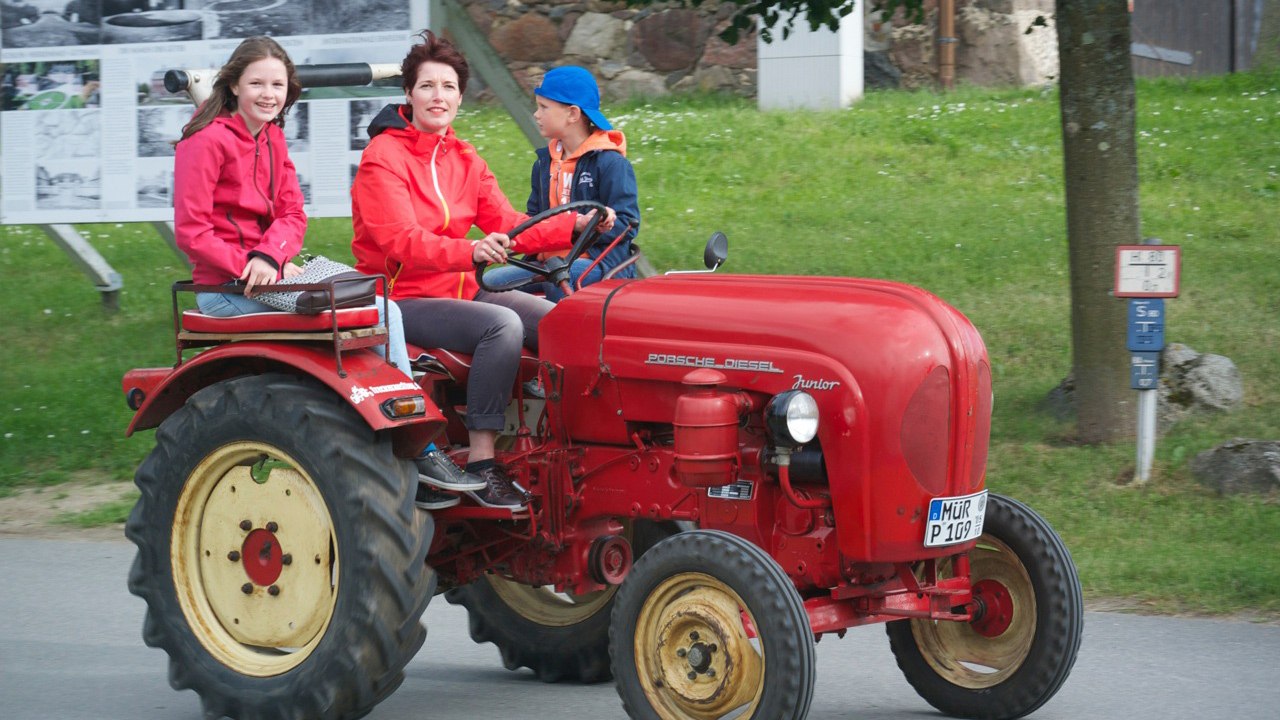 &copy; treckerausflug.de