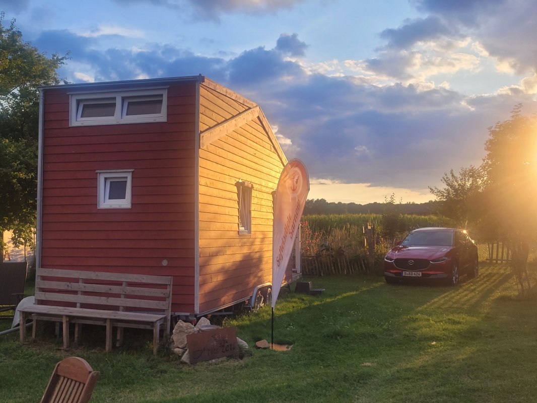 Tiny House auf dem Gelände des Landhauses // © Seminar- und Landhaus Schönbeck / Szeszkat Tiny House auf dem Gelände des Landhauses // © Seminar- und Landhaus Schönbeck / Szeszkat