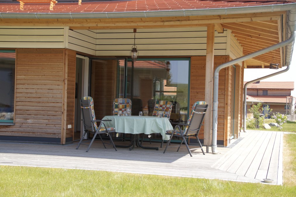 Ferienhaus Nr. 11 im Bio-Feriendorf Parin, © Christiane Heinemann-Lindt Ferienhaus Nr. 11 im Bio-Feriendorf Parin, © Christiane Heinemann-Lindt