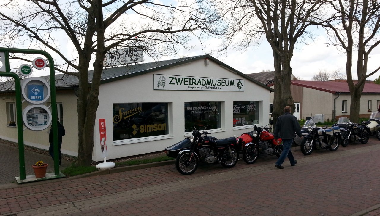 Herzlich willkommen im Zweiradmuseum M-V, &copy; J&uuml;rgenstorfer Oldtimerclub e.V.