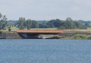 Blick zur Br&uuml;cke von F&auml;hrdorf // &copy; Kurverwaltung Insel Poel