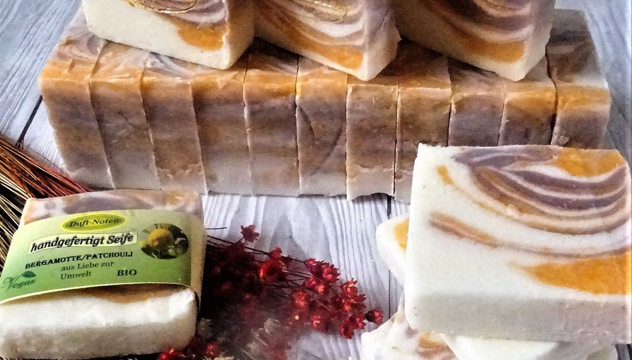 Handgefertigte Seifen, © Duft-Noten Ziolkowski Handgefertigte Seifen, © Duft-Noten Ziolkowski