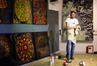 Der Maler Jan Davidoff in seinem Atelier, © Corinna Brix Der Maler Jan Davidoff in seinem Atelier, © Corinna Brix