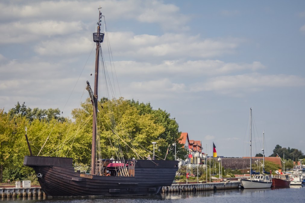 Die "Ucra" im Hafen vom Seebad Ueckerm&uuml;nde, &copy; tvv/Philipp Schulz