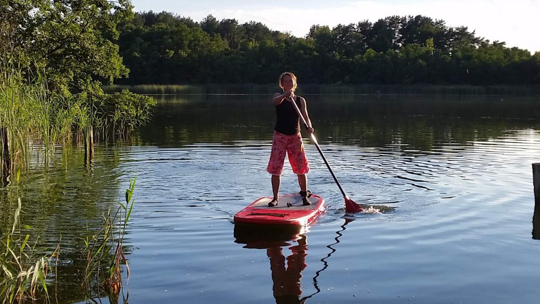 Neues probieren! feste SUP Boards - auch für Anfänger geeignet, © northtours, Krämer, Polly Ferienhof Neues probieren! feste SUP Boards - auch für Anfänger geeignet, © northtours, Krämer, Polly Ferienhof