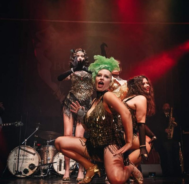 © © Hendrik Schneller © © Hendrik Schneller