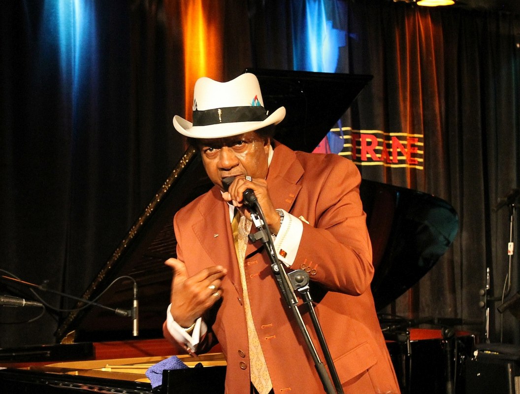 EB Davis & The Superband · Blue Wave Festival · OPEN AIR, © Jürgen Hering EB Davis & The Superband · Blue Wave Festival · OPEN AIR, © Jürgen Hering